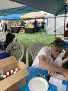 image of table full of crafts